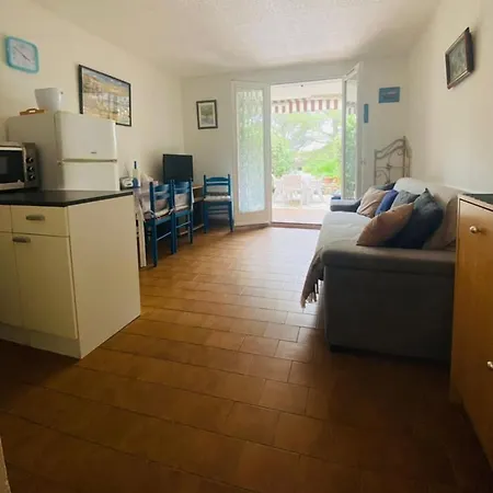 Studio Terrace ! Ideal For Your Holidays ! Apartamento Saint-Cyr-sur-Mer